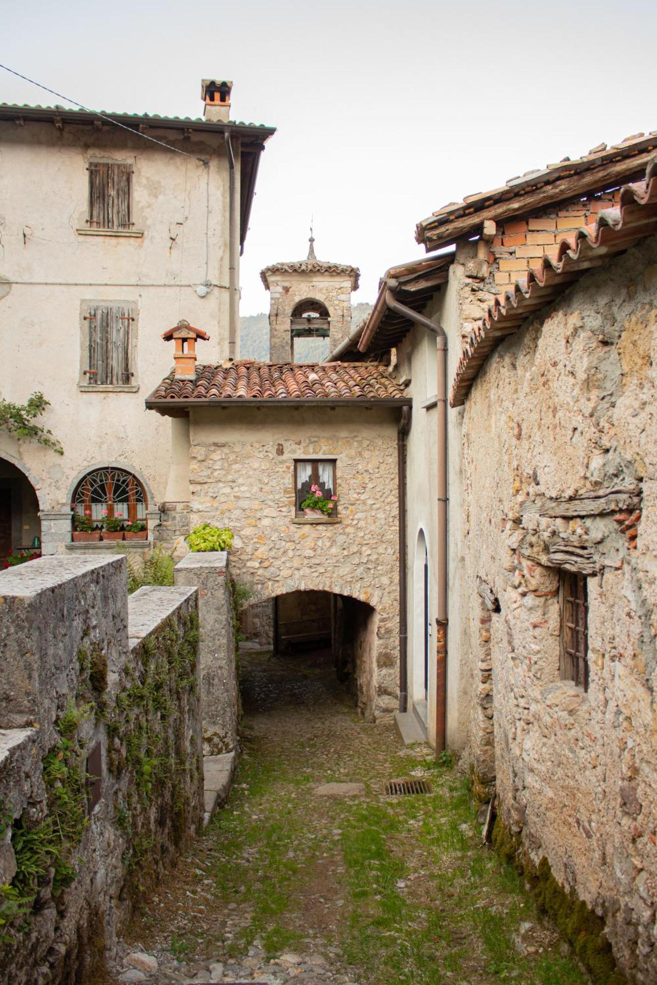 A Casa Di Gianni E Mari Bed and Breakfast Vestone Εξωτερικό φωτογραφία