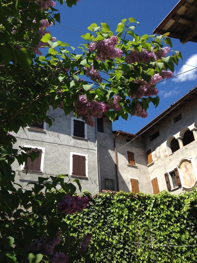 A Casa Di Gianni E Mari Bed and Breakfast Vestone Εξωτερικό φωτογραφία