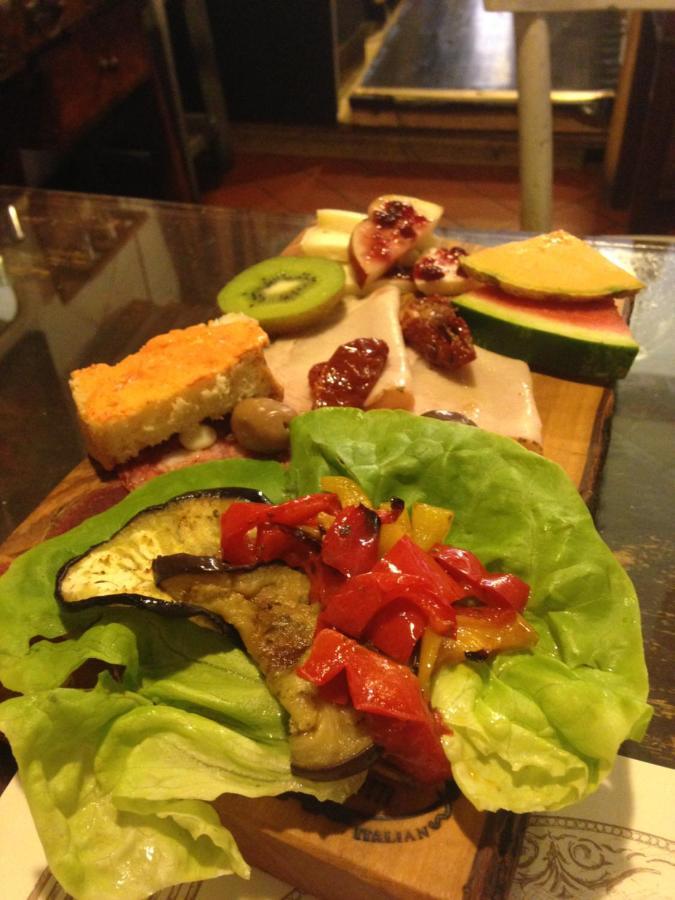 A Casa Di Gianni E Mari Bed and Breakfast Vestone Εξωτερικό φωτογραφία