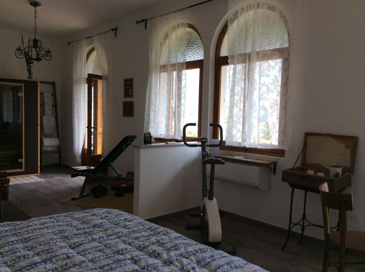 A Casa Di Gianni E Mari Bed and Breakfast Vestone Εξωτερικό φωτογραφία