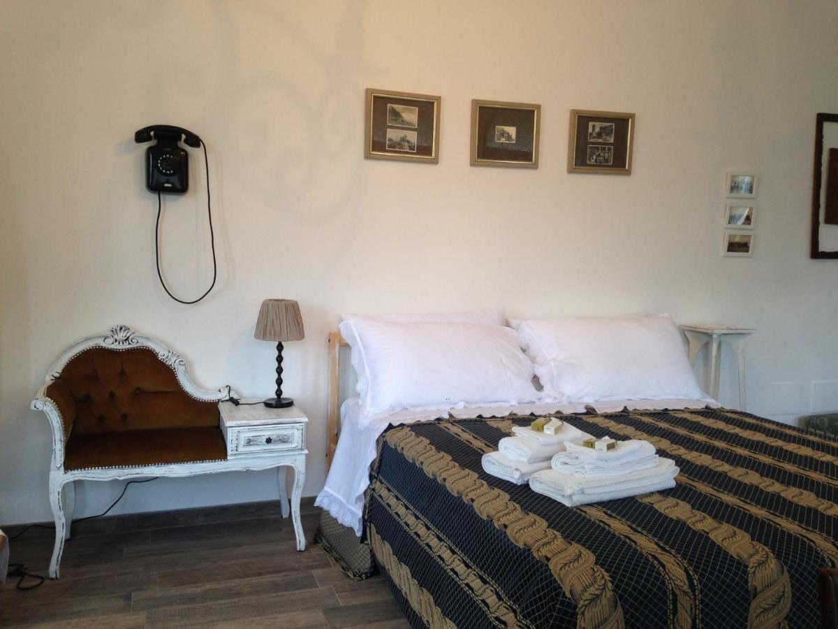 A Casa Di Gianni E Mari Bed and Breakfast Vestone Εξωτερικό φωτογραφία